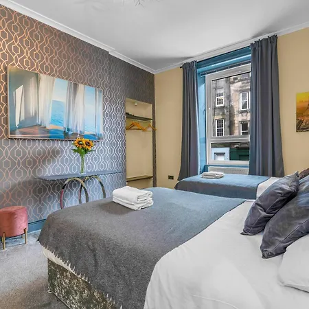Cosy Modern City Centre Flat Edimburgo Exterior foto